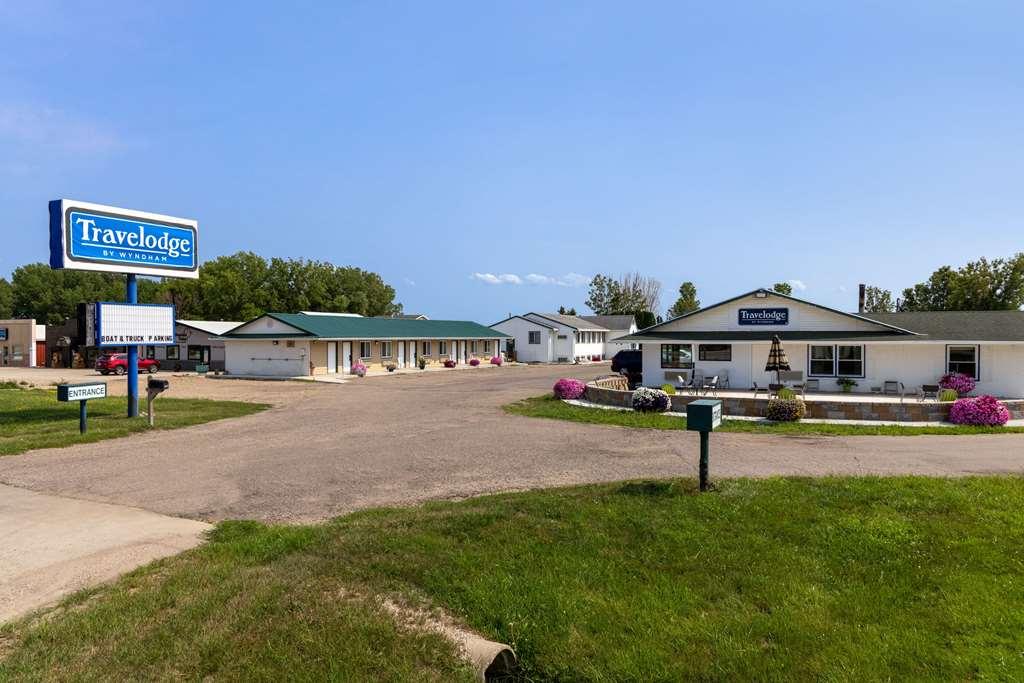 Travelodge By Wyndham Spirit Lake/Okoboji Exterior foto